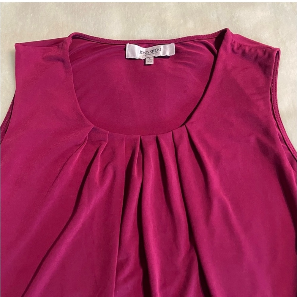 Jones Studio tank (shell, sleeveless), sz L, cranberry (burgundy)